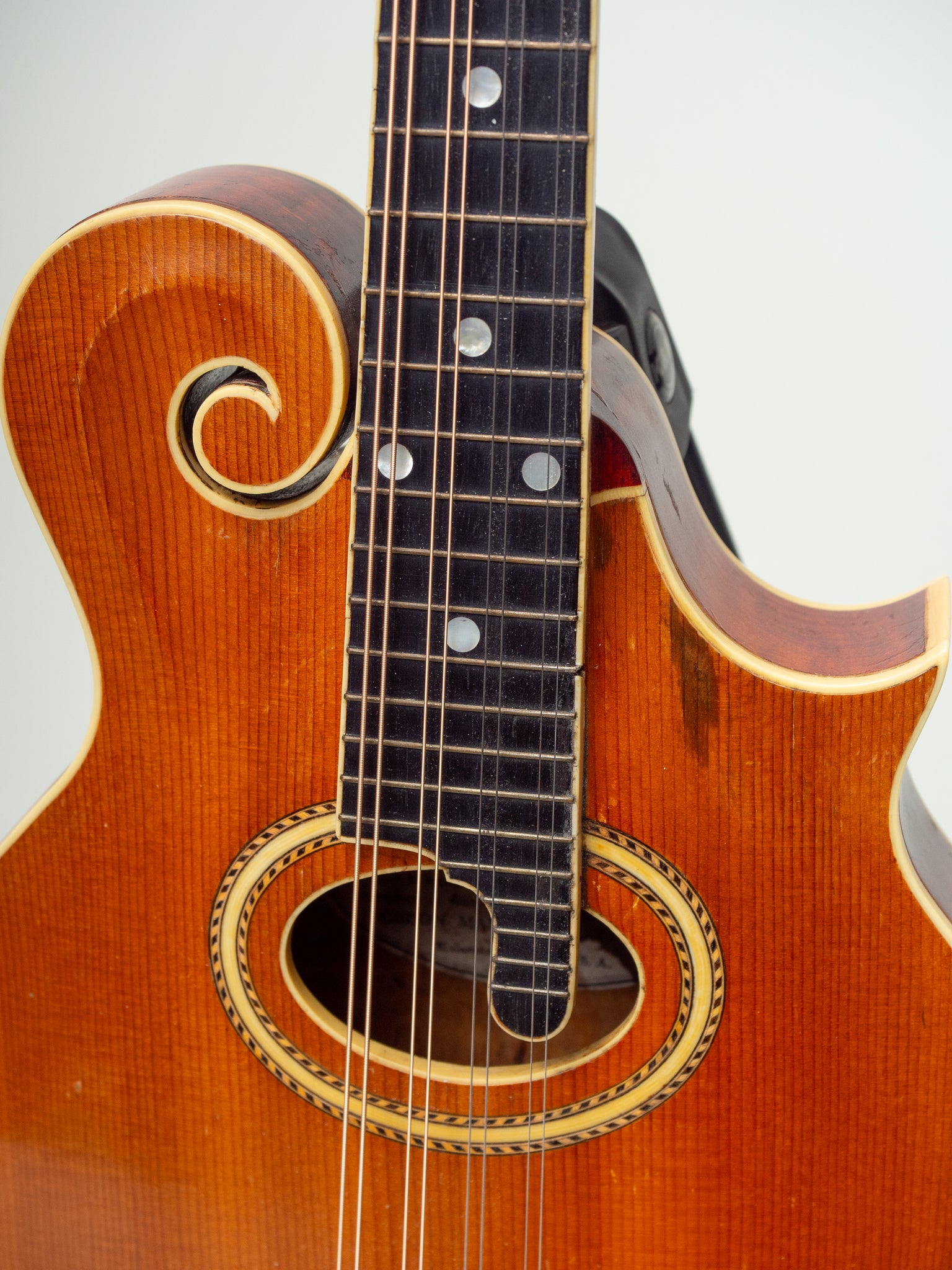 1914 Gibson F-4