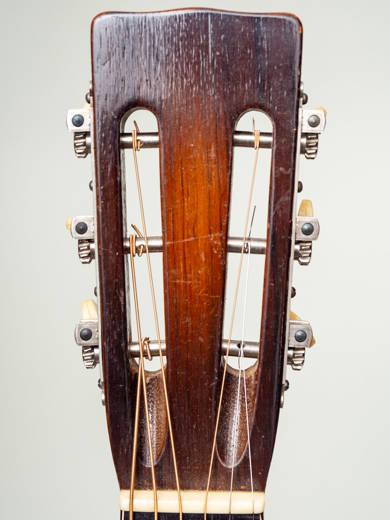 1930's Harmony Round-Hole Archtop