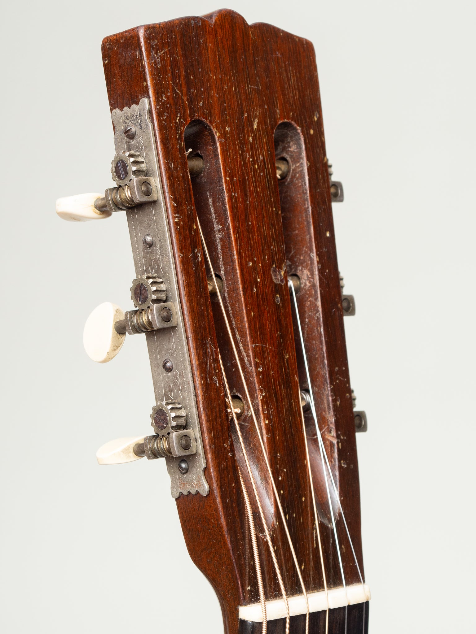 C. 1930 Washburn 5236