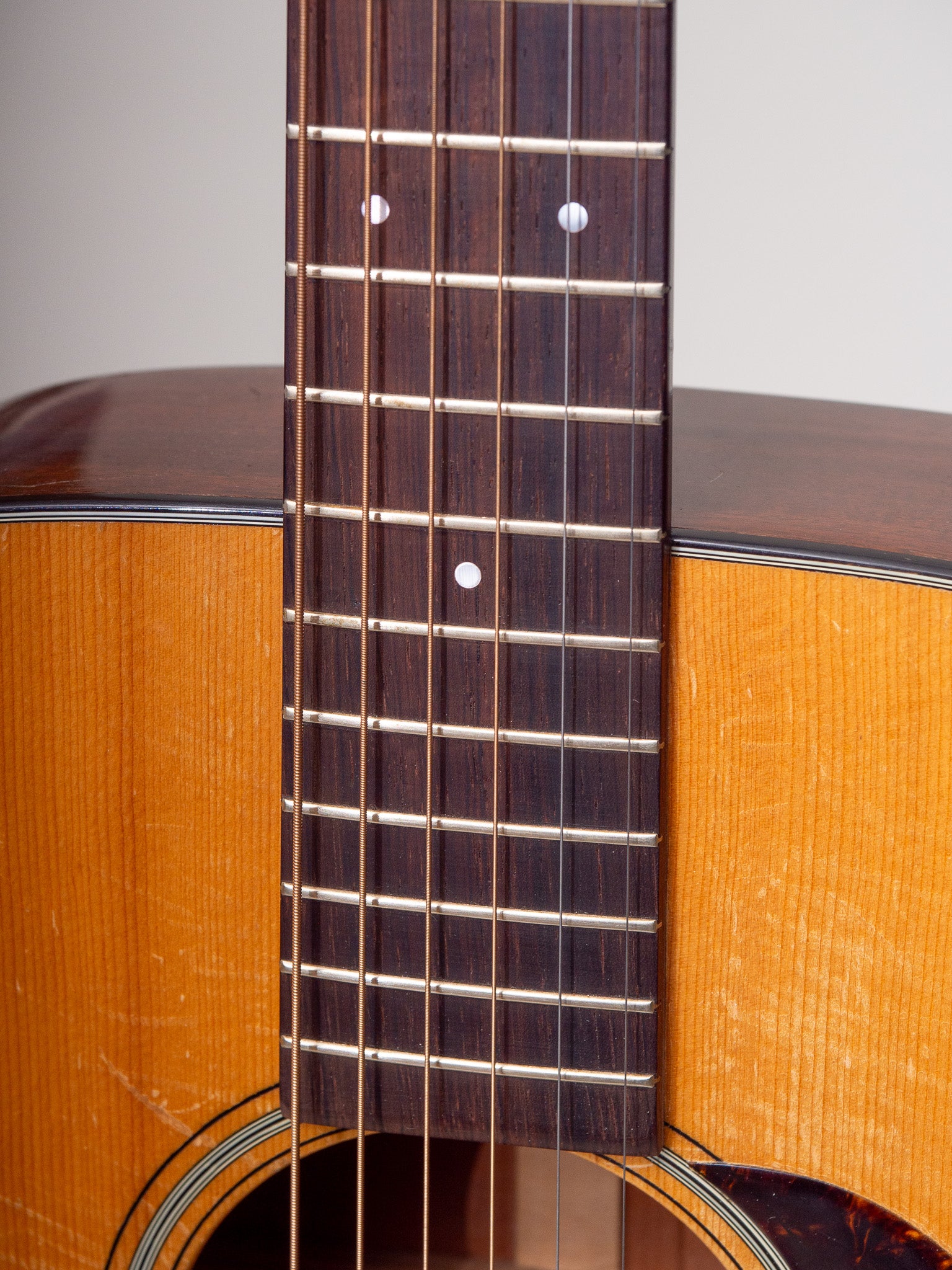 1944 Martin 000-18 Fingerboard Edge