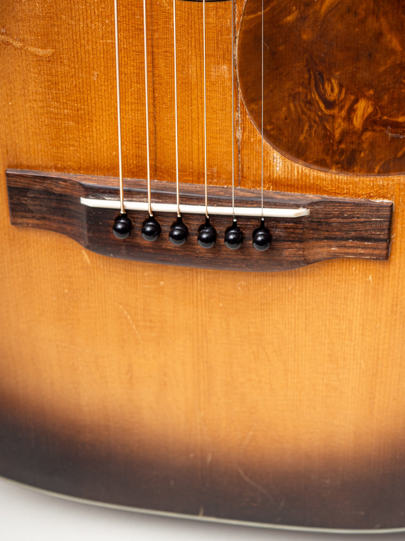 1945 Martin 0-18 Shade Top
