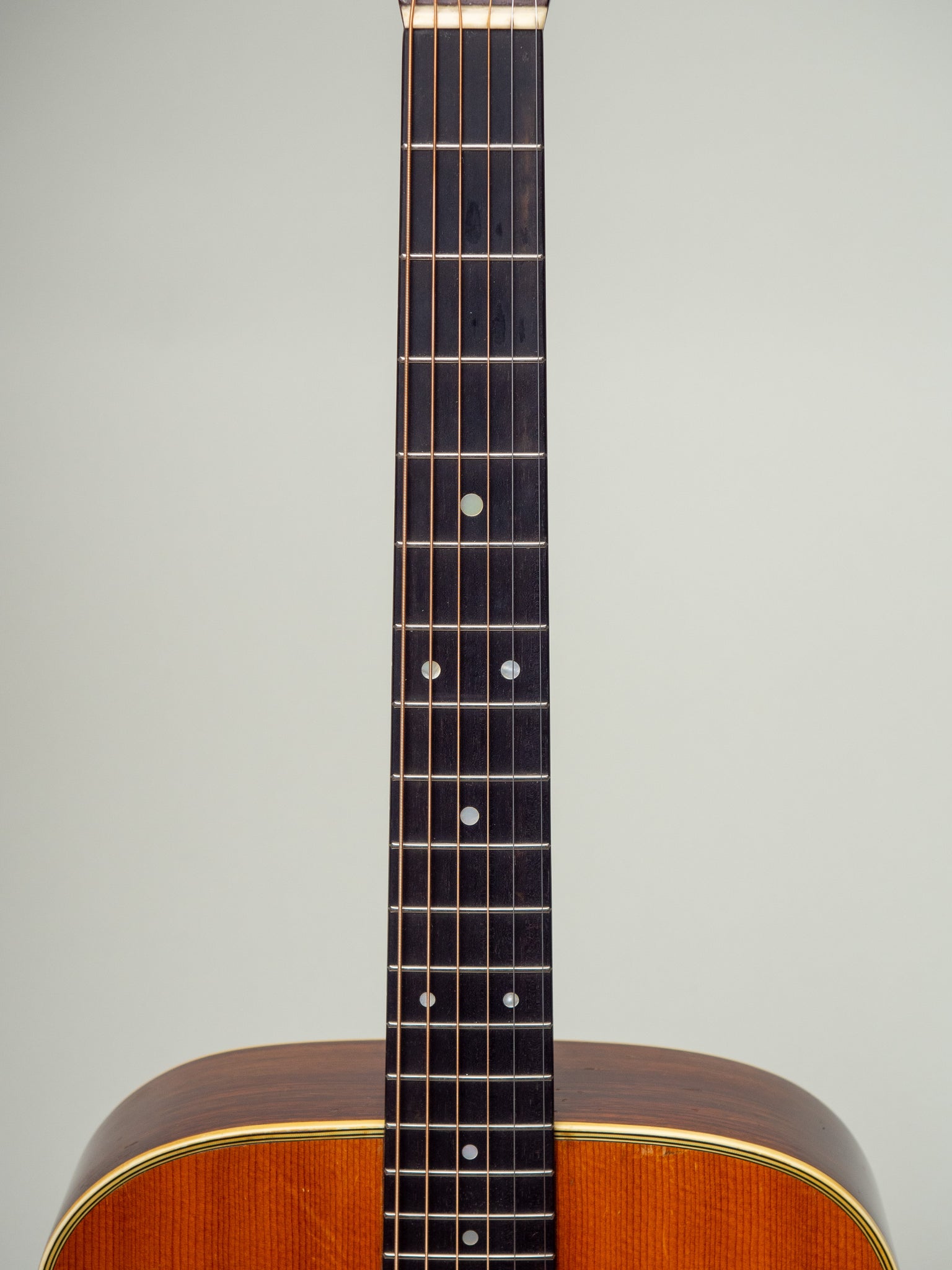 1949 Martin 000-28