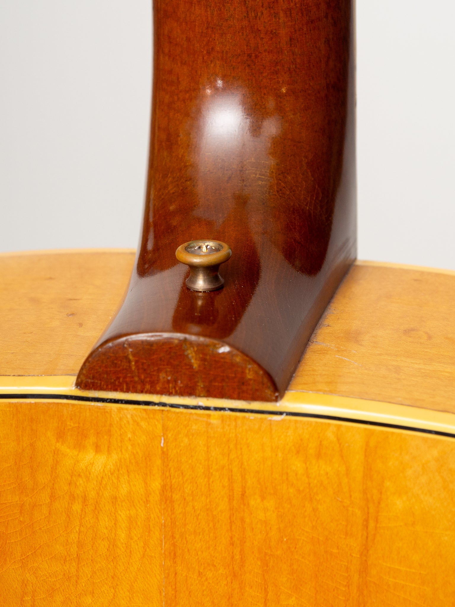 1952 Gibson J-185N