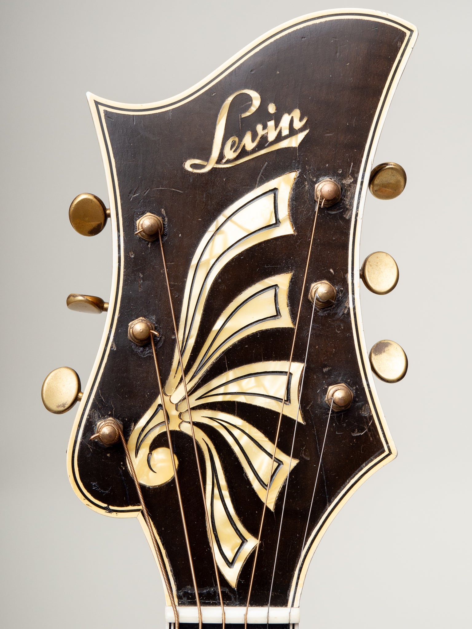 1952 Levin De Luxe
