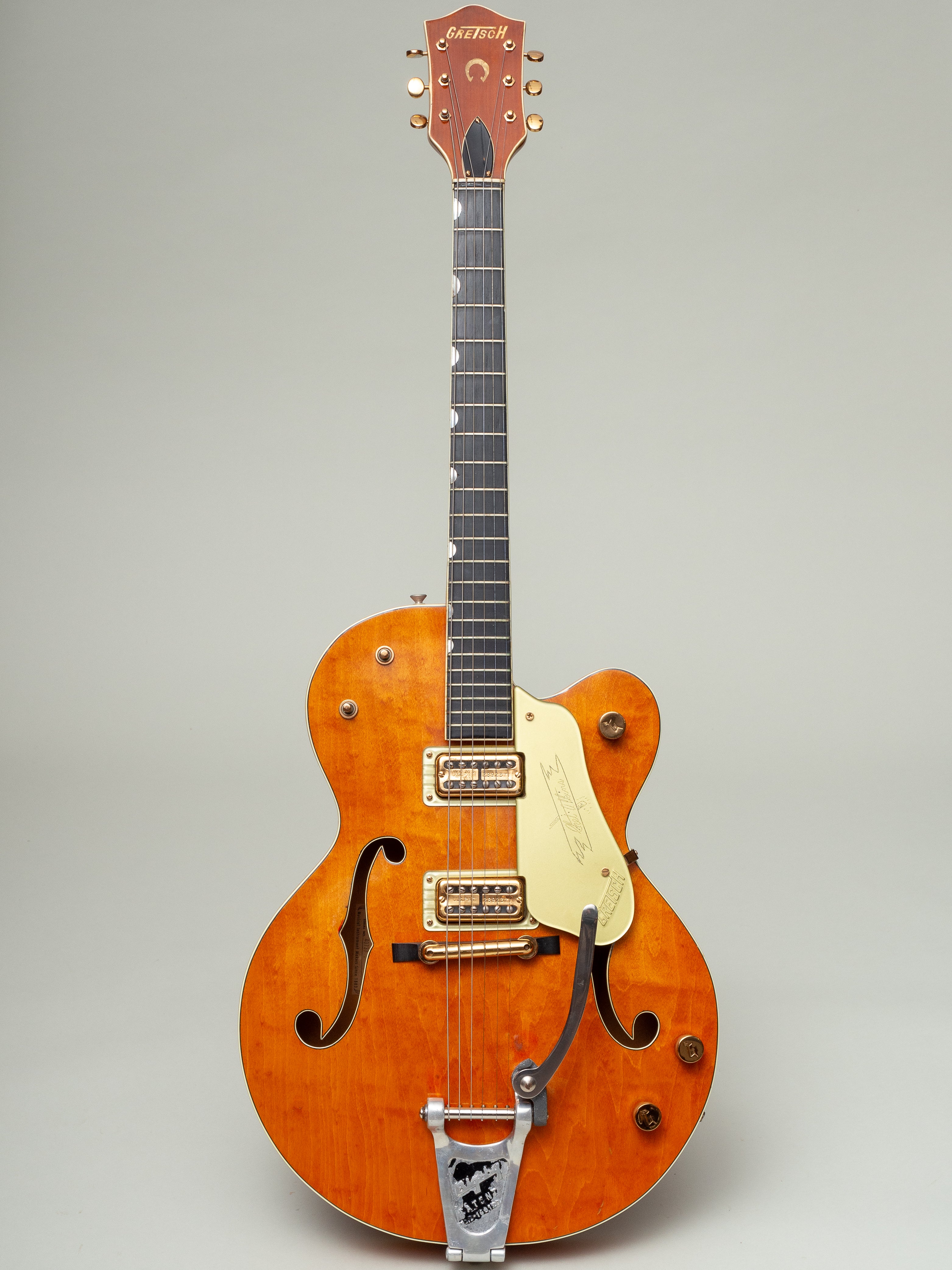 Gretsch 6120 / Electric Guitar w/ Original HC made in 1992