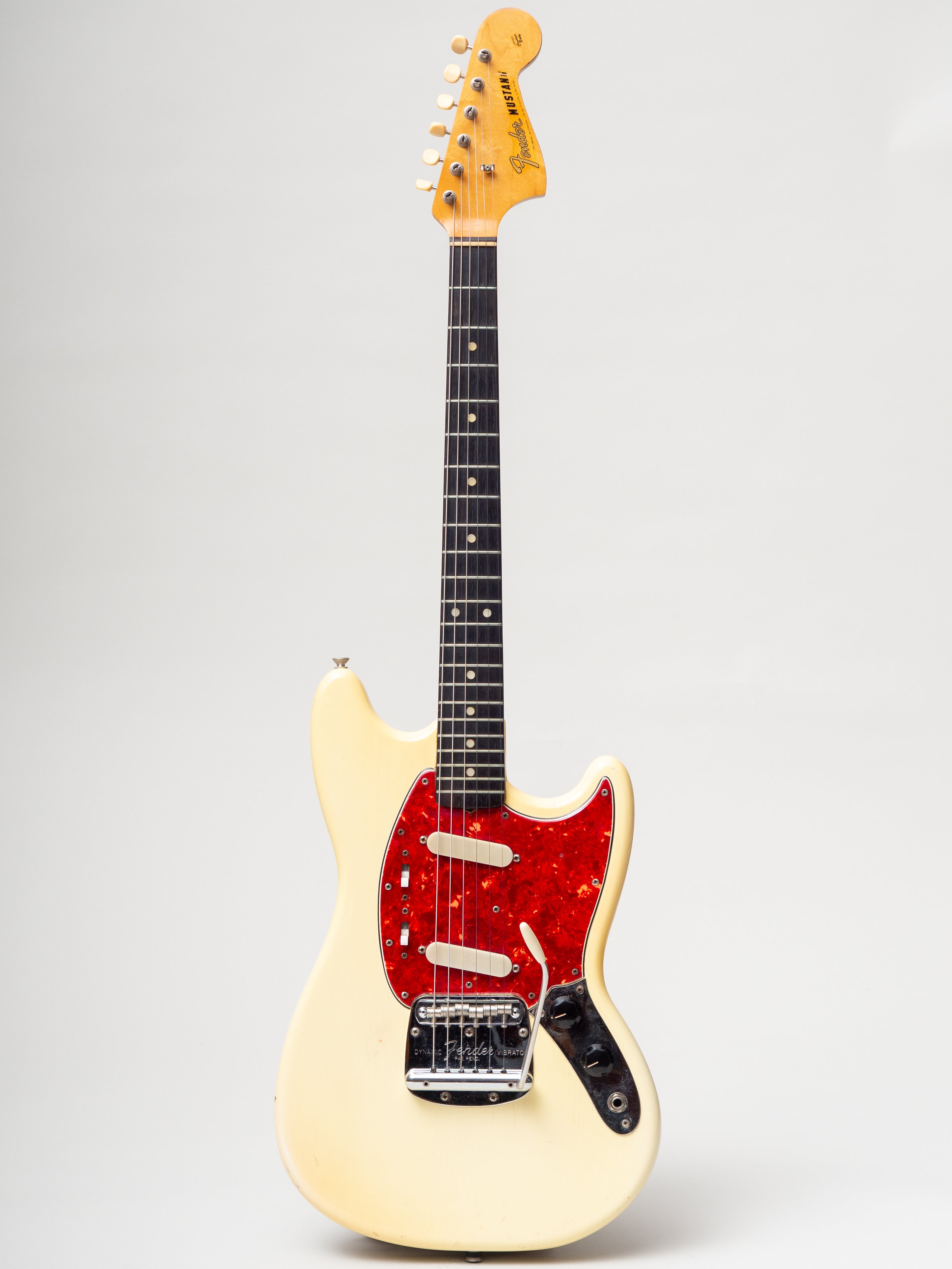 fender mustang 1965年製 ヴィンテージギターFender 1965年製 Mustangをレビュー！ | 魔法