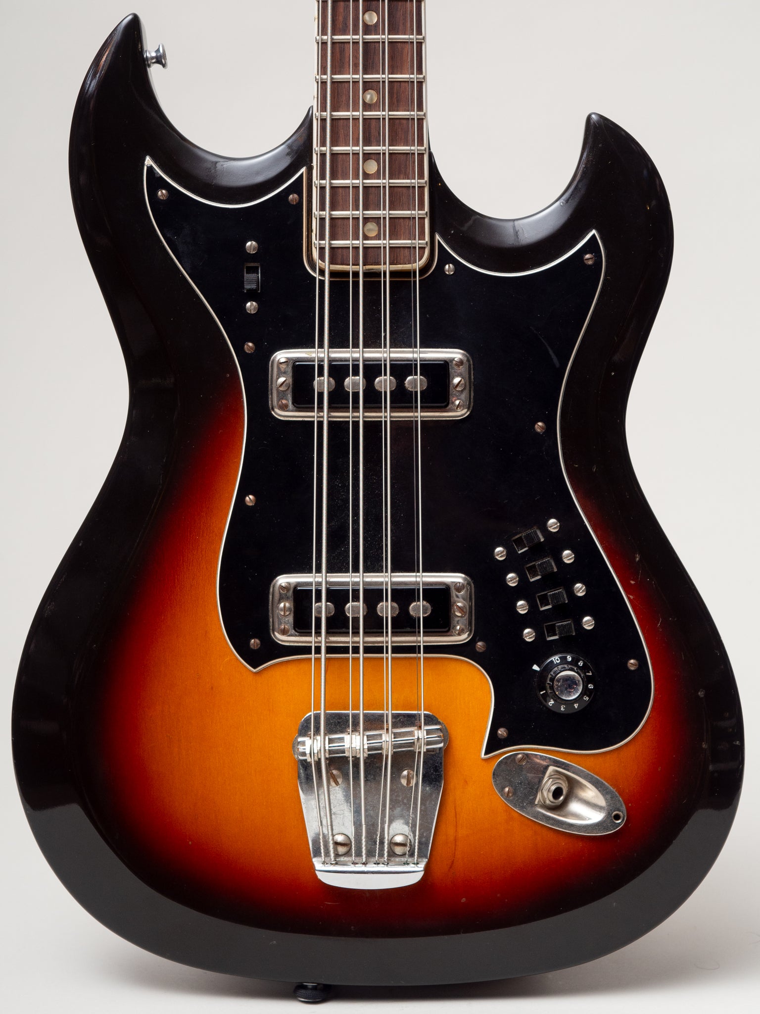 1966 Hagstrom H-8 8 String Bass