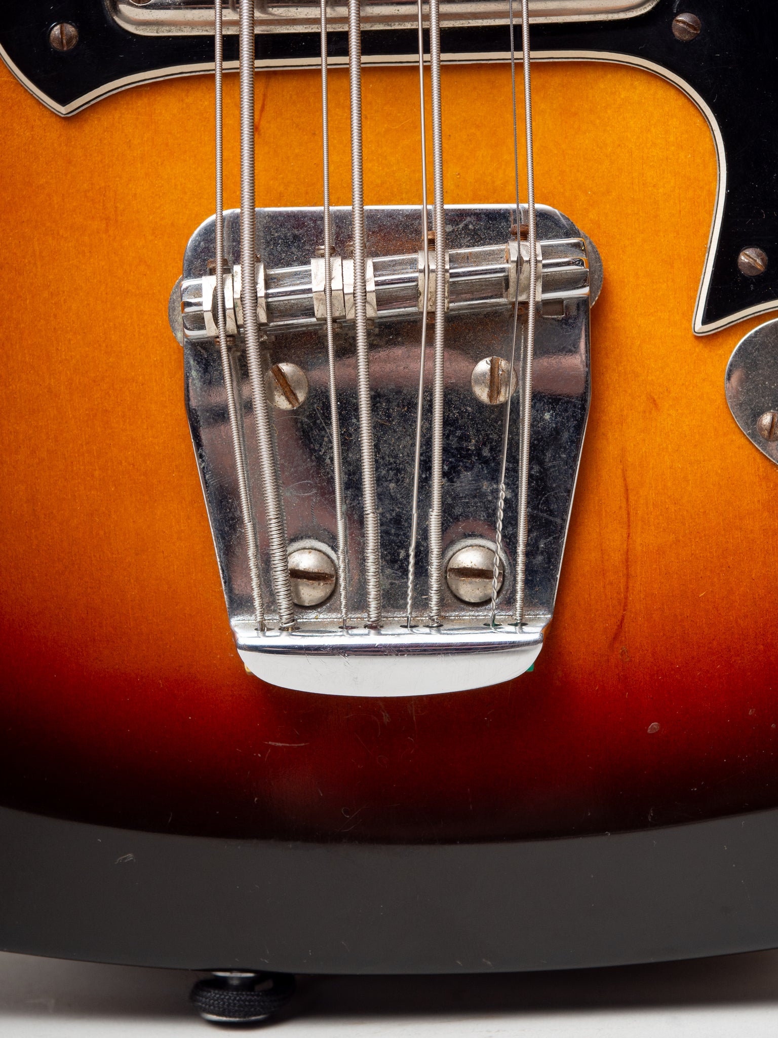 1966 Hagstrom H-8 8 String Bass