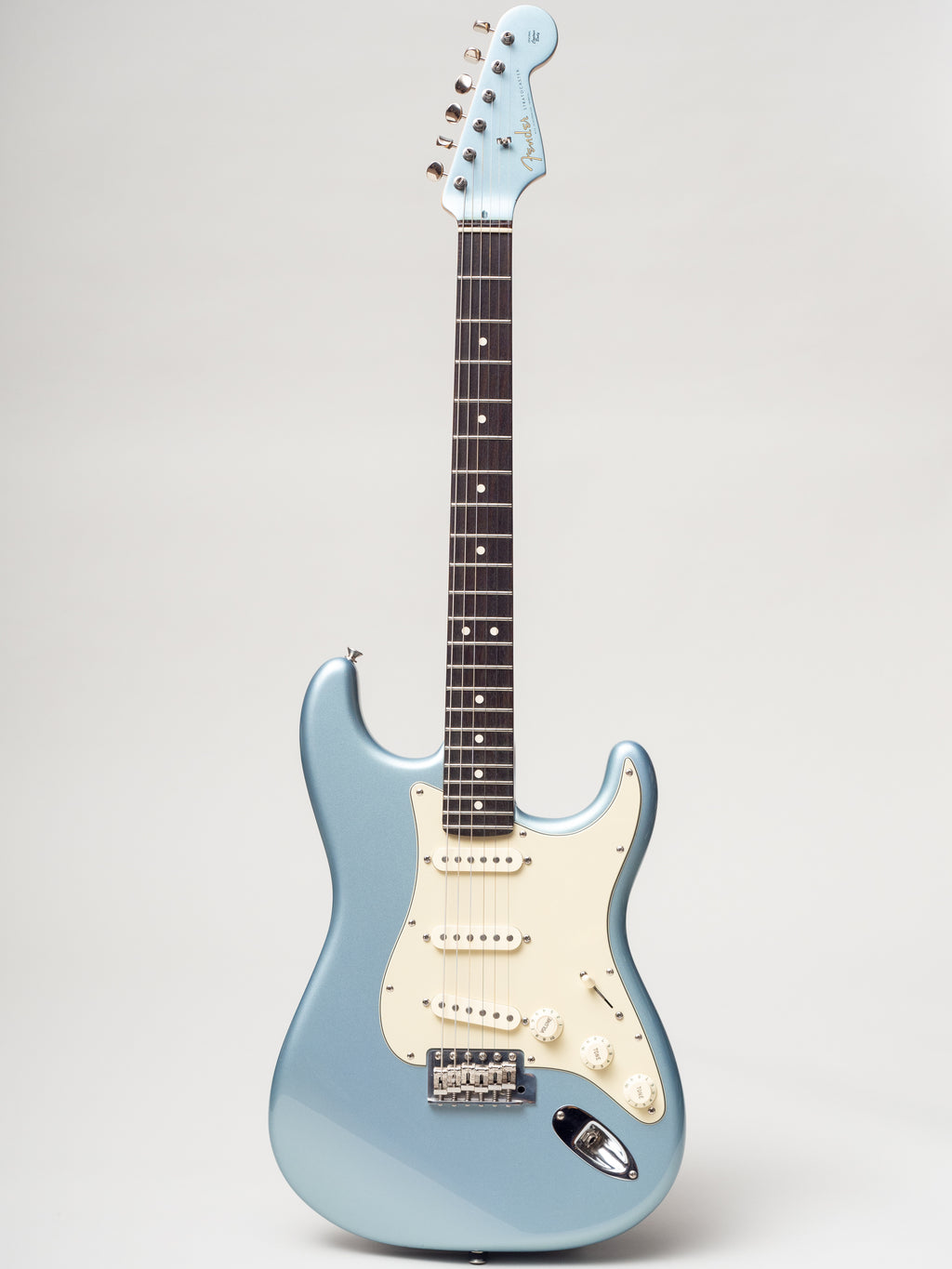 2005 Fender Deluxe American Vintage Player ‘62 Stratocaster