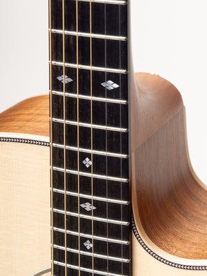 2024 Maton EGB808C Artist