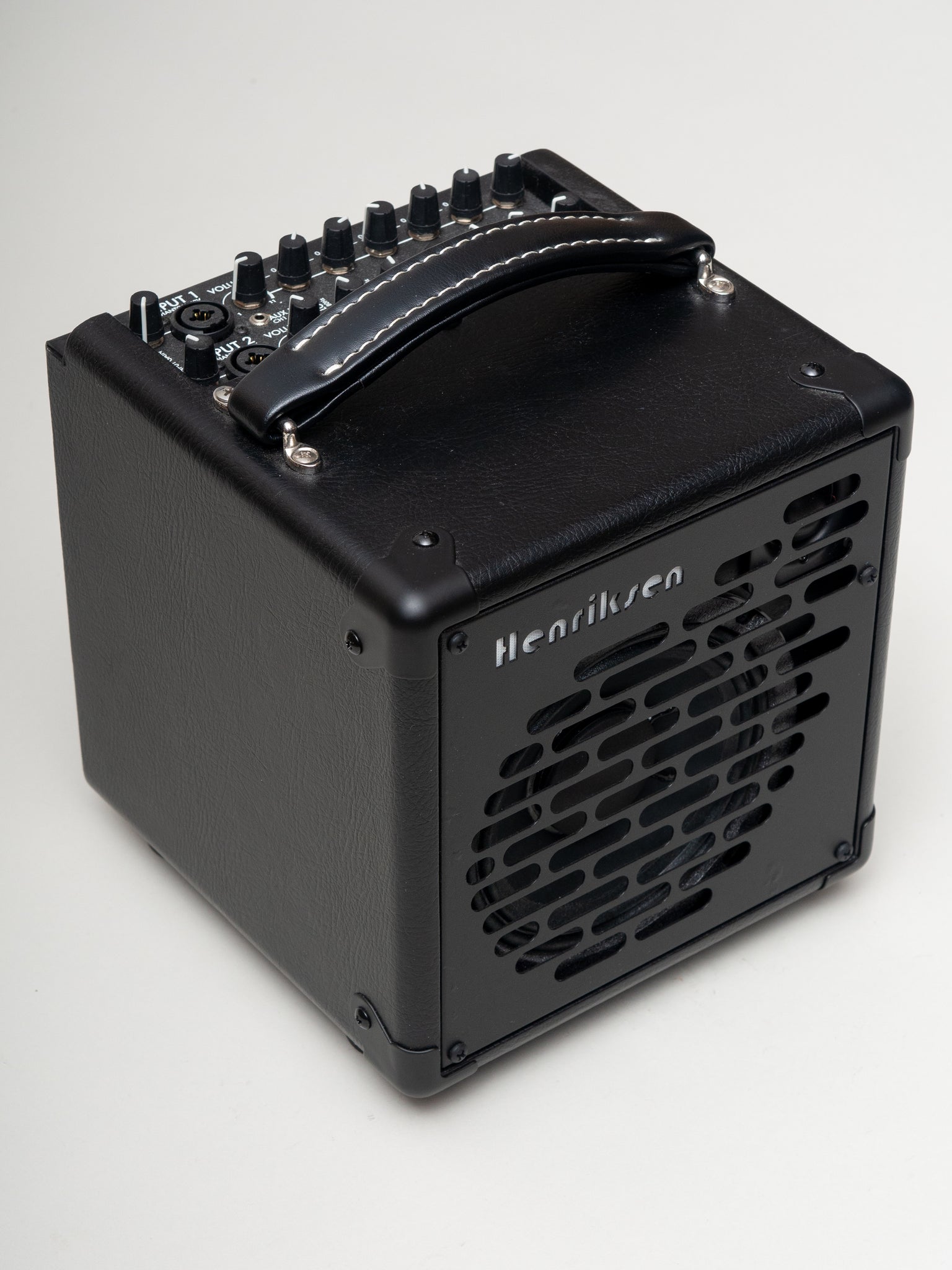 Used Henriksen The Bud Amp