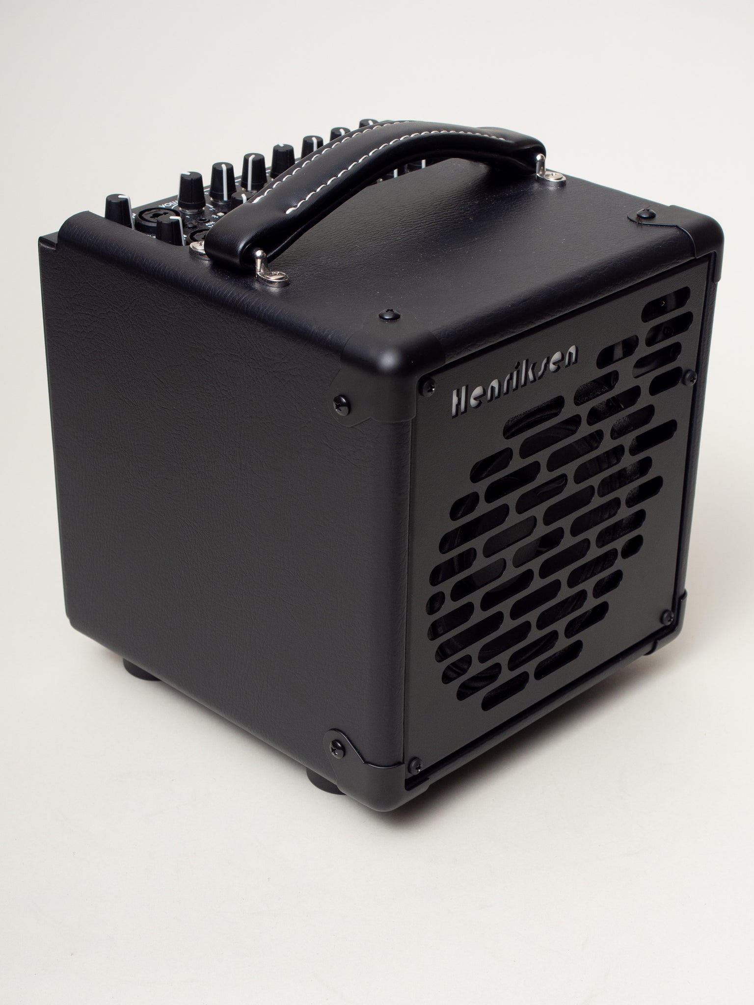Used Henriksen The Bud Amp