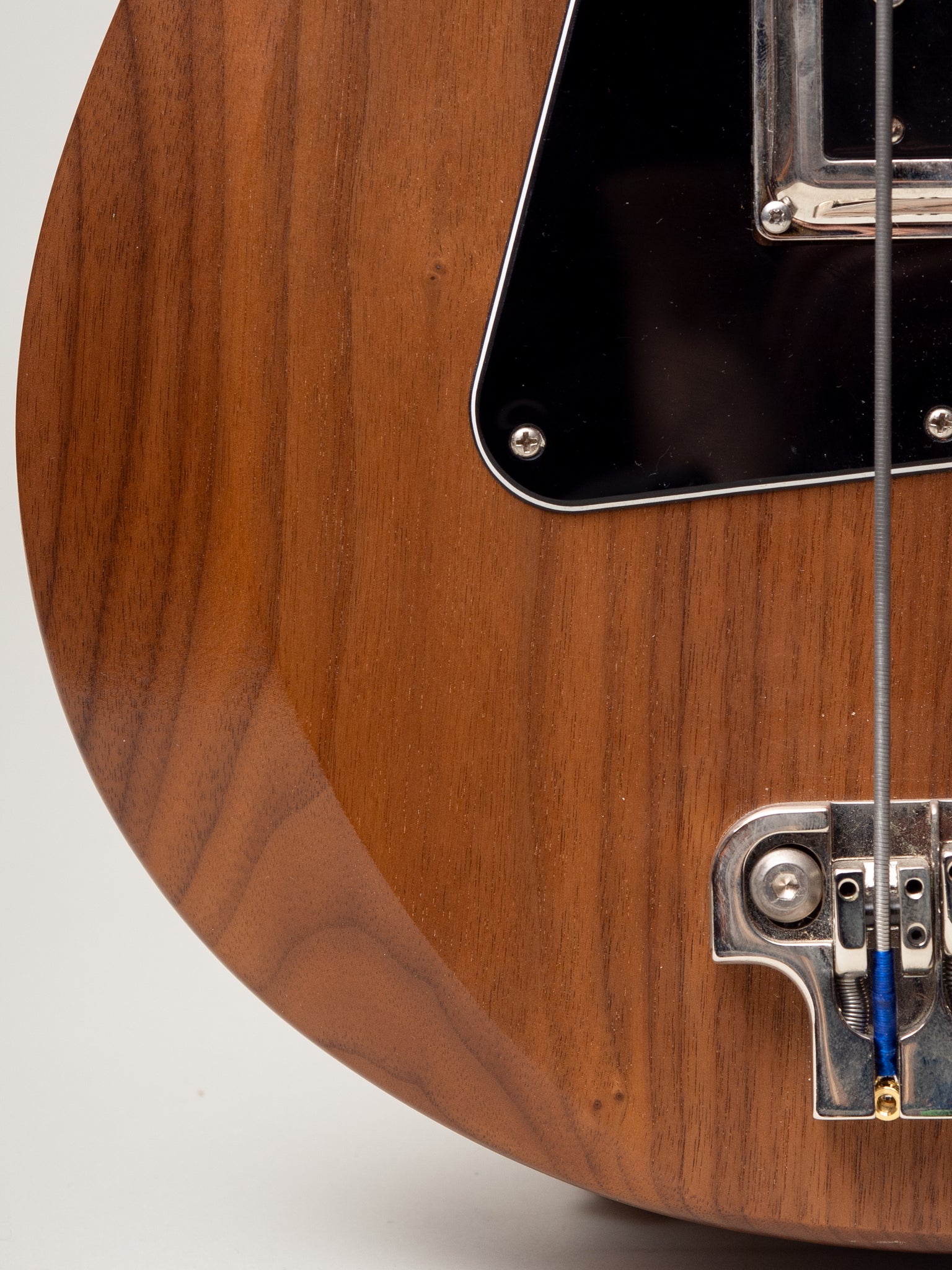 Used Serek Lincoln Bass