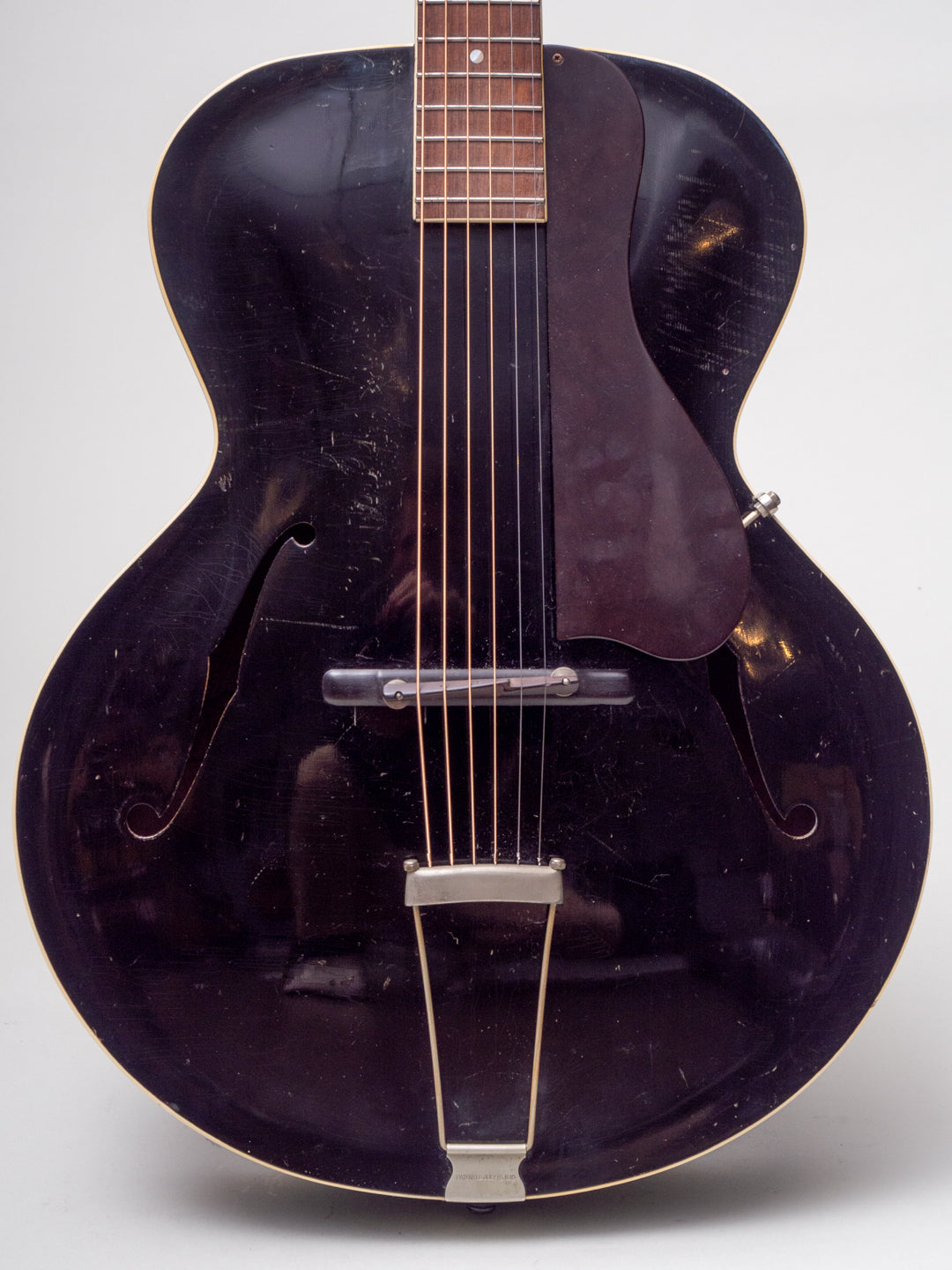 1933 Gibson L-10