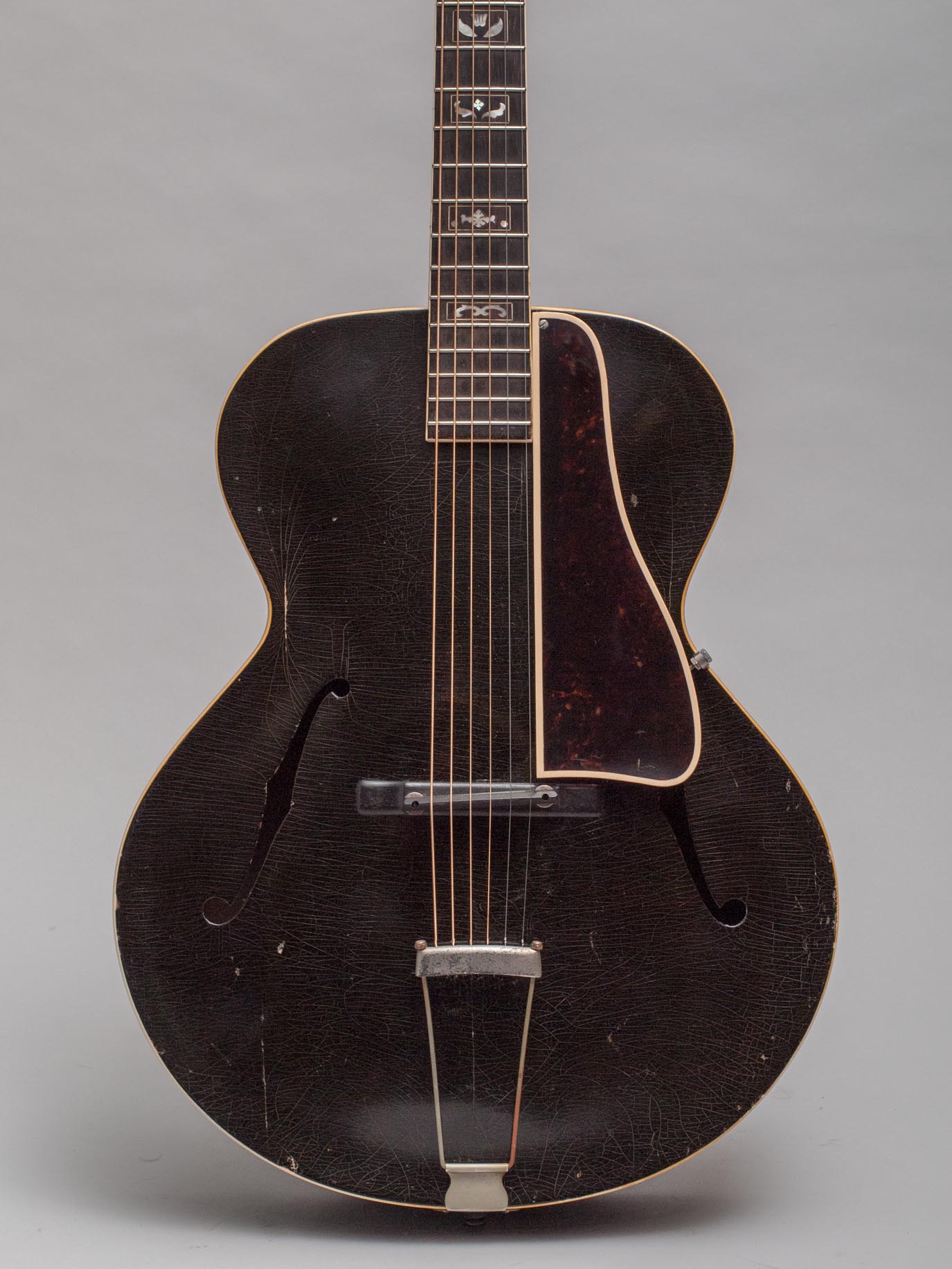 1934 Gibson L-10