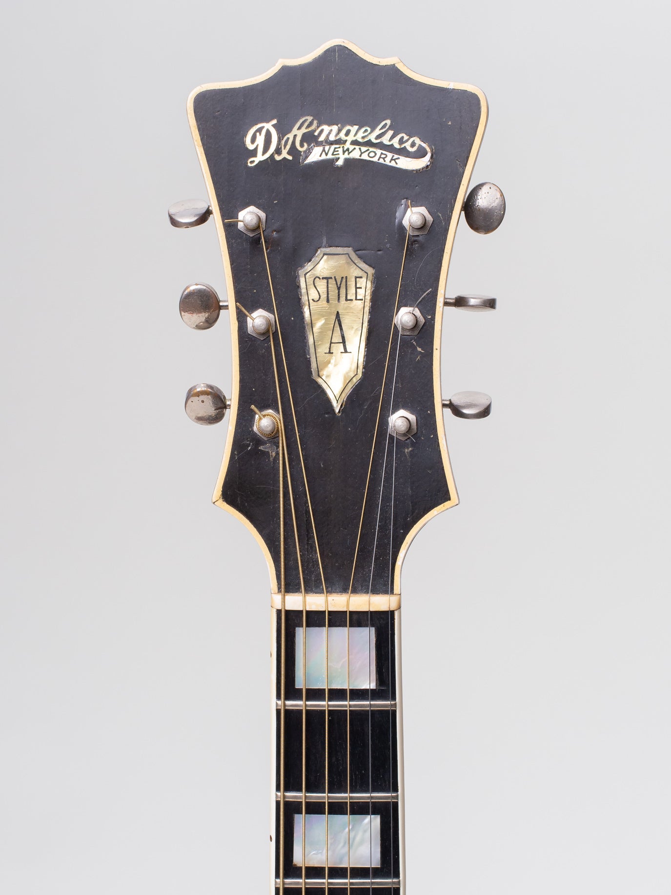 1939 D'Angelico Style A