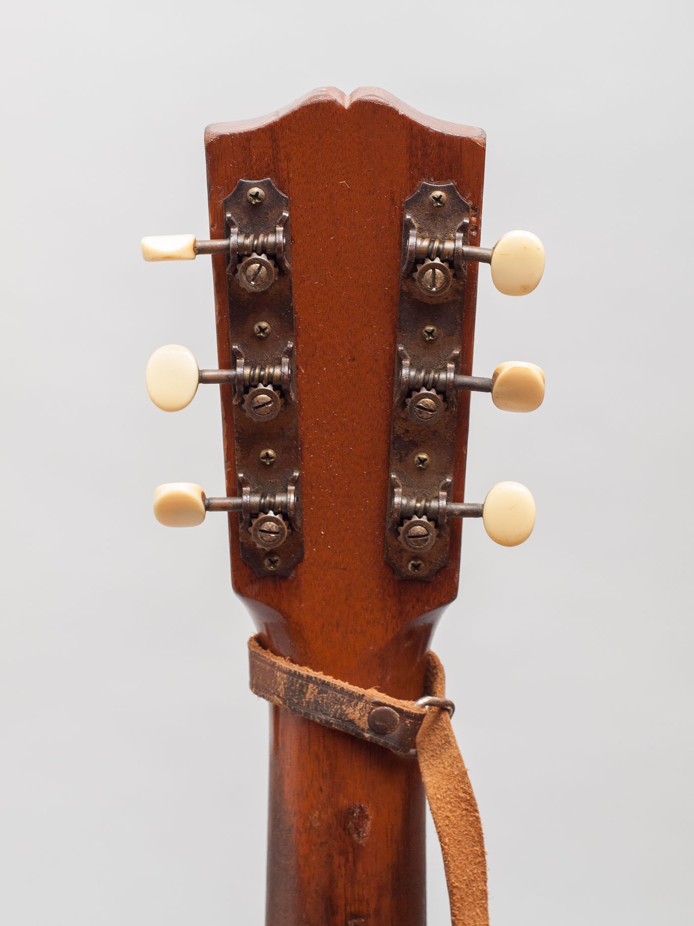 1941 Gibson J-35