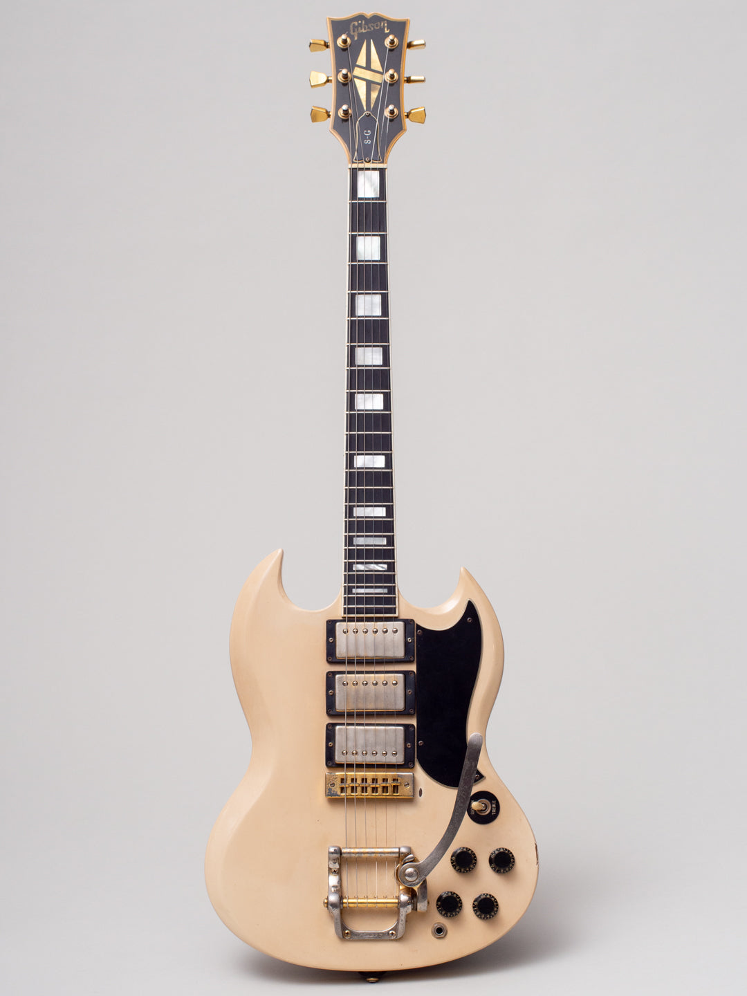 Gibson Sg Standard 1975 w/bigsy natural – Gilded Guitars