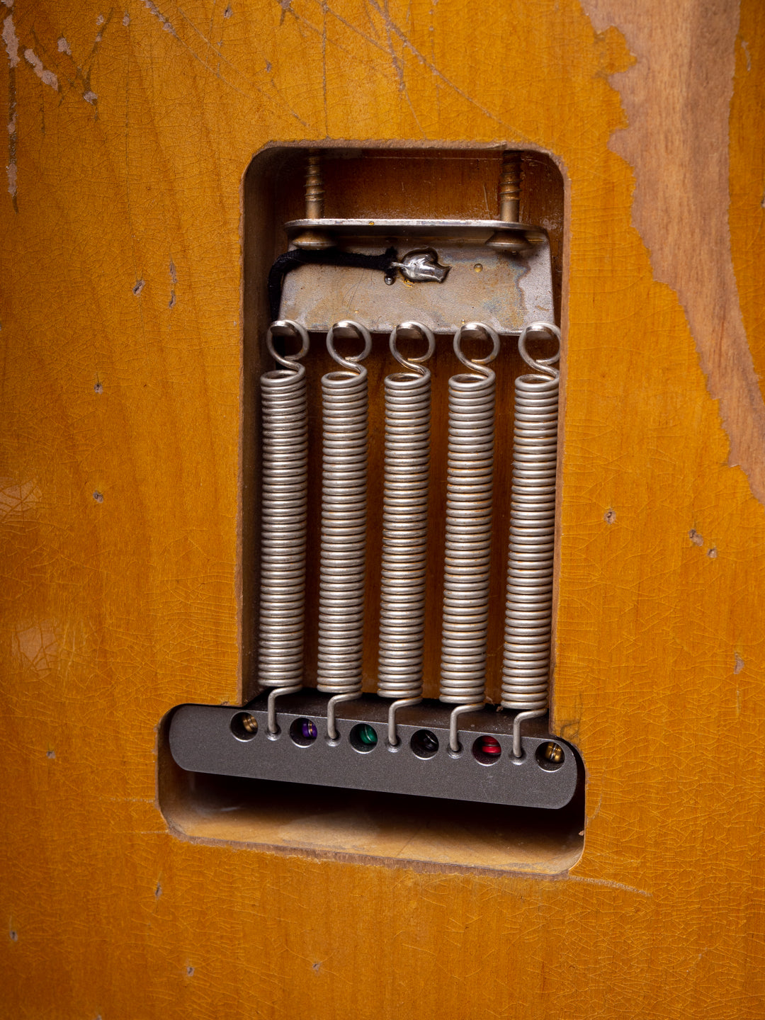 Used Bonneville Reliced Sunburst Stratocaster Rosewood Fingerboard