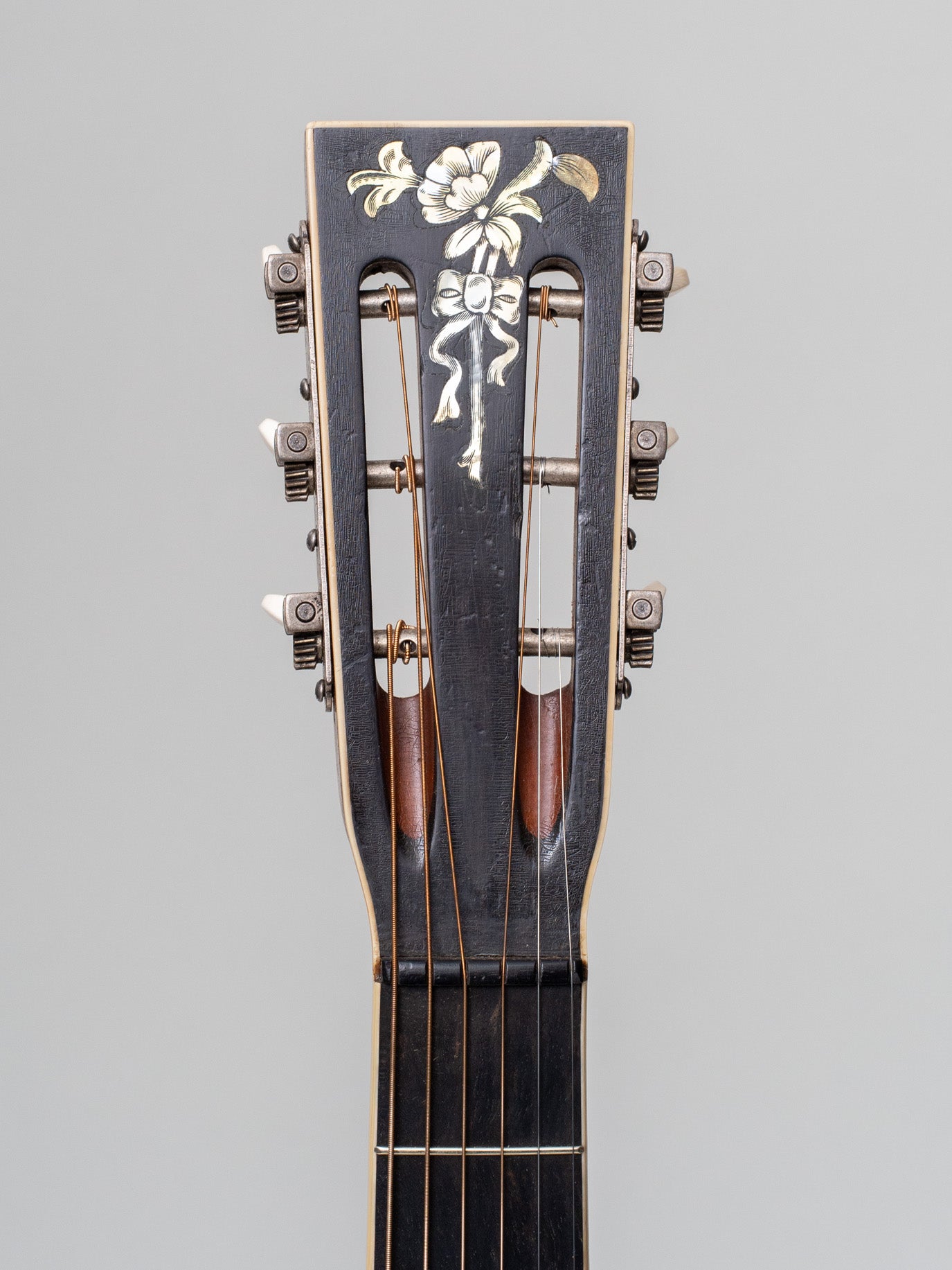 C. 1925 Washburn Style A