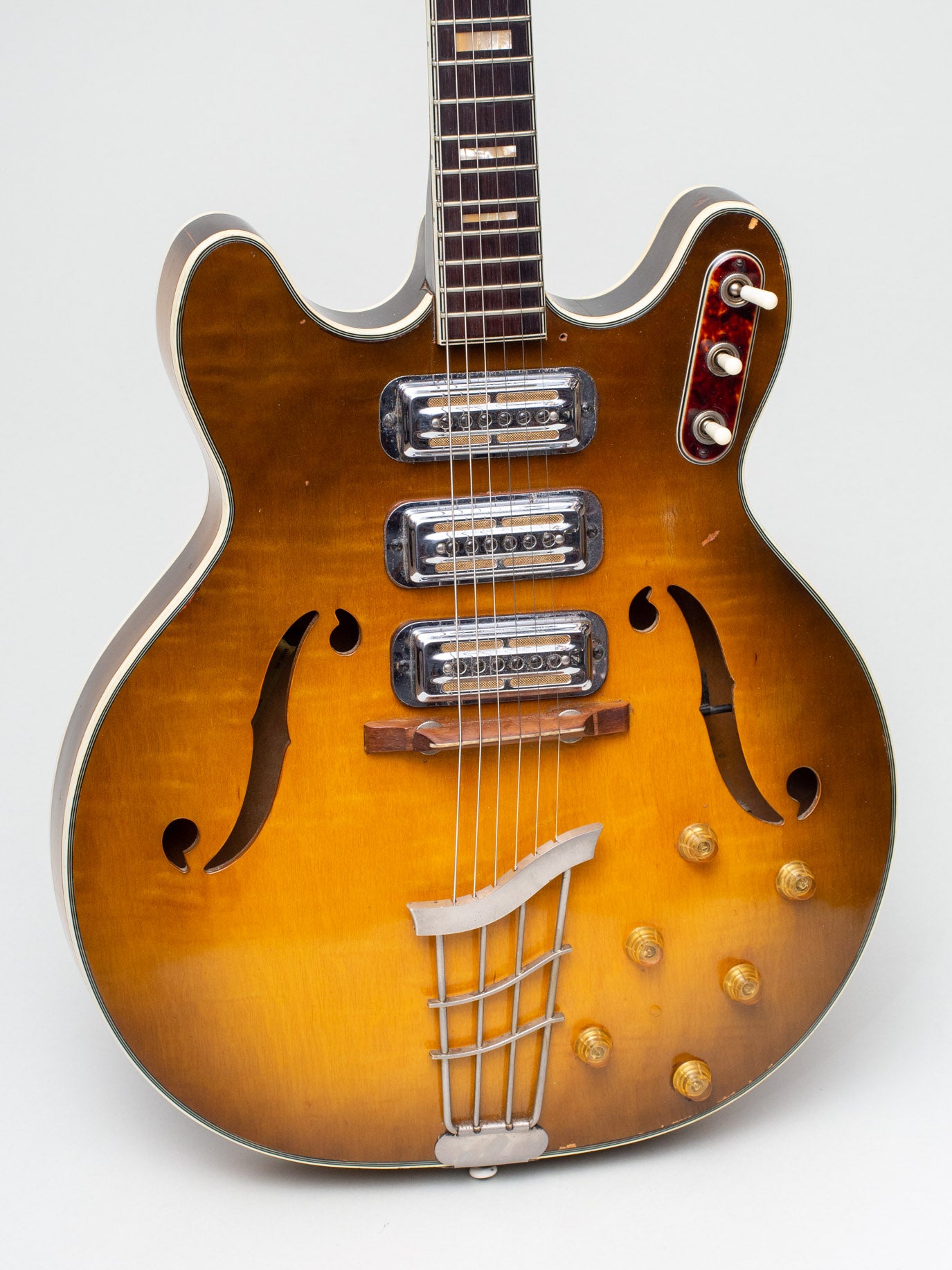 C. 1960 Harmony H75